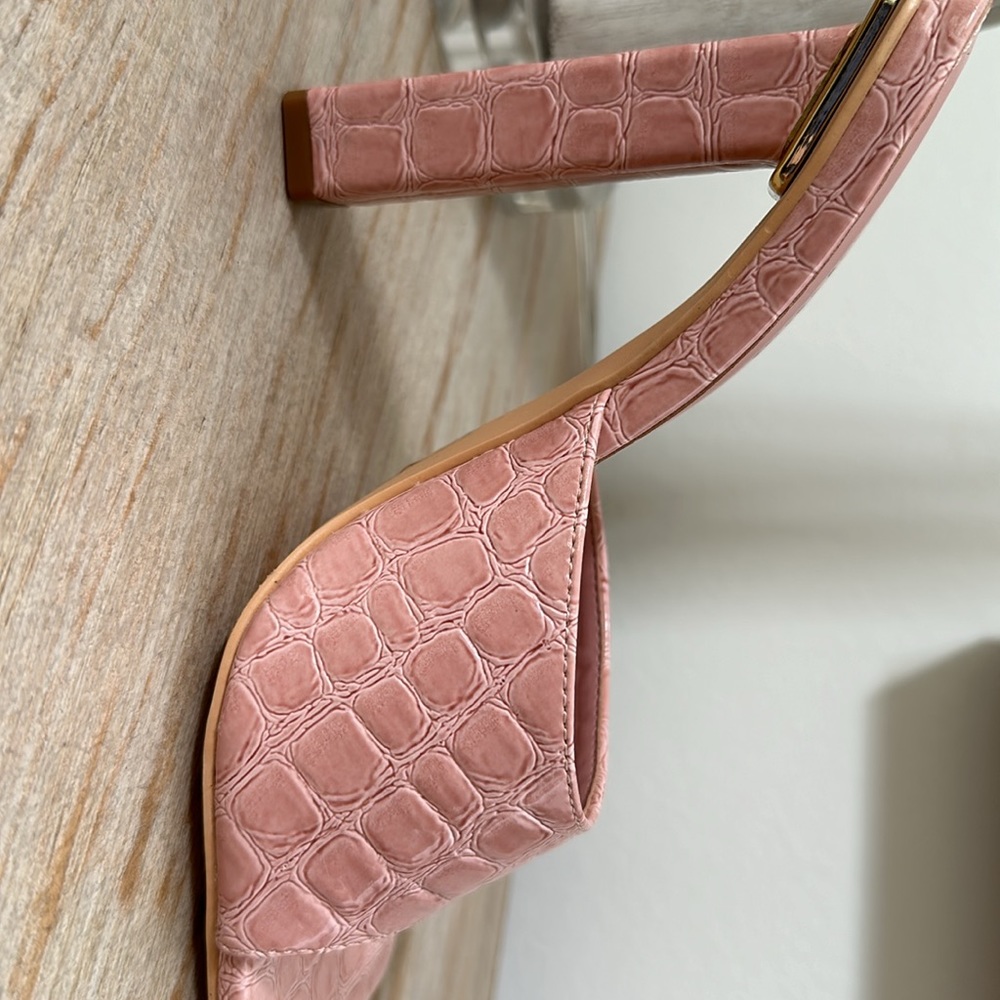 REVOLVE - Superdown - Pink heels - NEW - Picture 5 of 8